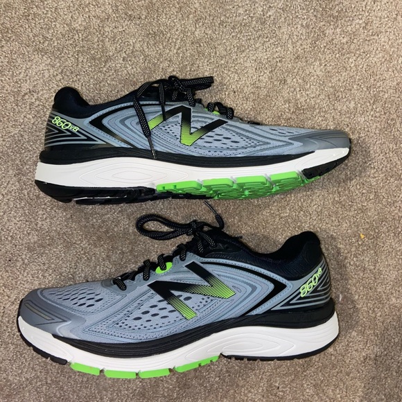 mens new balance 860v8